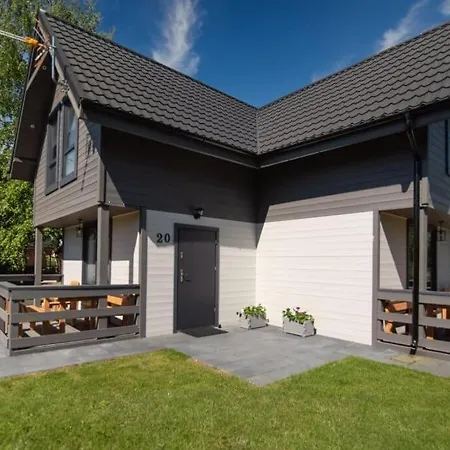 Nyaraló Letniskowe Pod Brzoza Jastrzębia Góra